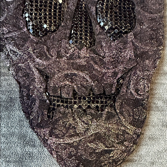 Embellished Skull Patch Accessory - Picture 3 of 4